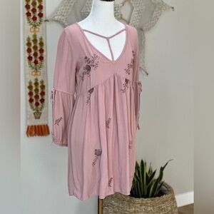 Boho embroidered midi dress SZ M